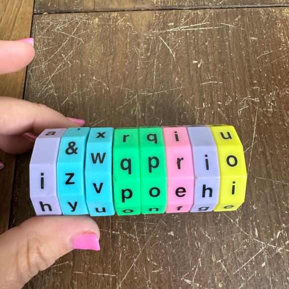 Spin Read Magnetic Lower Case Letter Recognition Learning Education Game Toy - Picture 6 of 7